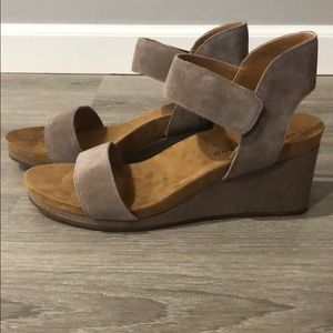 Lucky Brand Wedge
